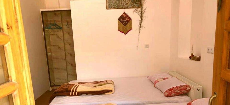 بوم گردی سرای جهانگرد در مهریز