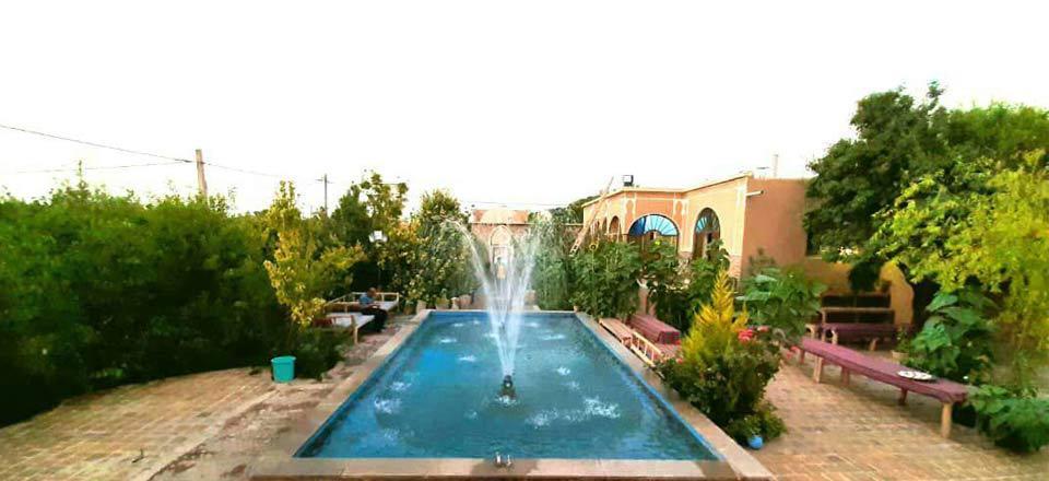 بوم گردی سرای جهانگرد در مهریز