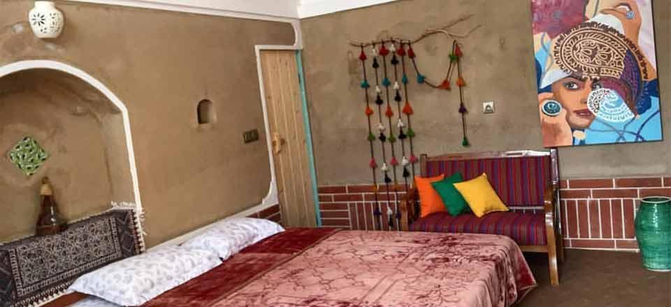 اجاره اقامتگاه بیراهه در خور