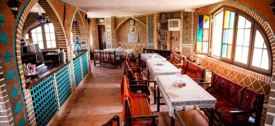 اکوکمپ متین آباد در نطنز