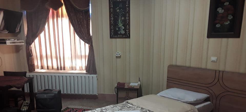 هتل سنتی عماد نظام در فردوس