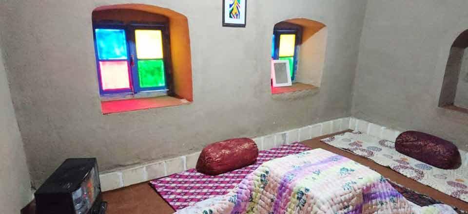 اقامتگاه بوم گردی ایراوه طبس