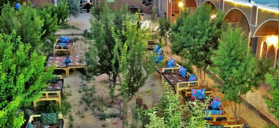بوم‌گردی ستاره کویر ابوزیدآباد
