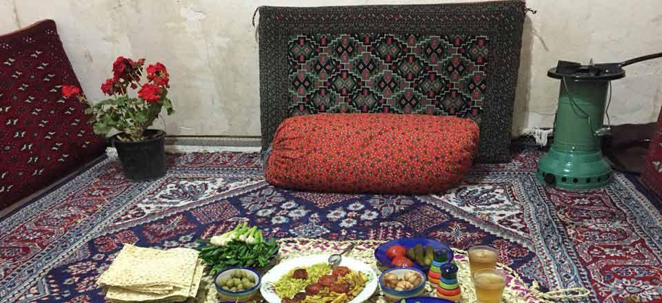 بوم گردی وارنا در اطاقور