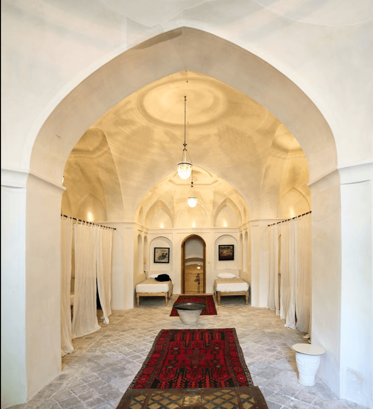 هتل سنتی خانه منوچهری کاشان
