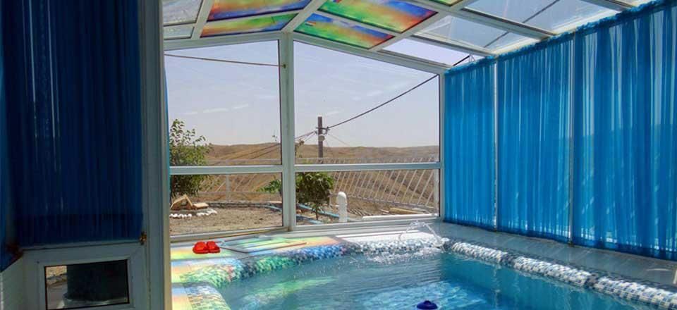 اقامتگاه خانه رنگی در طرقبه