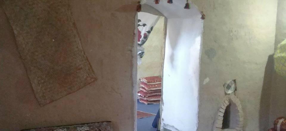 اقامتگاه بوم گردی چینه در فهرج