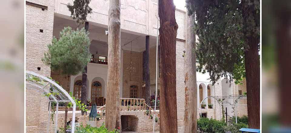 هتل سنتی متولی باشی در ماهان