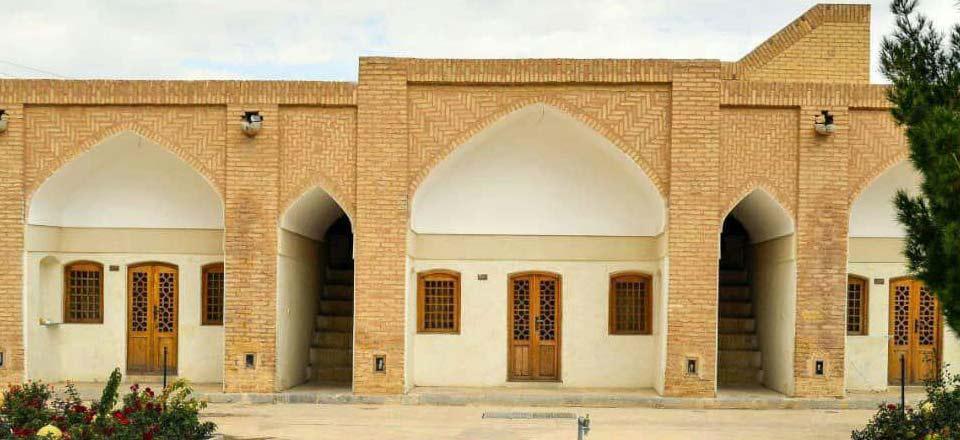 رزرو هتل سنتی منتظران در شهرضا