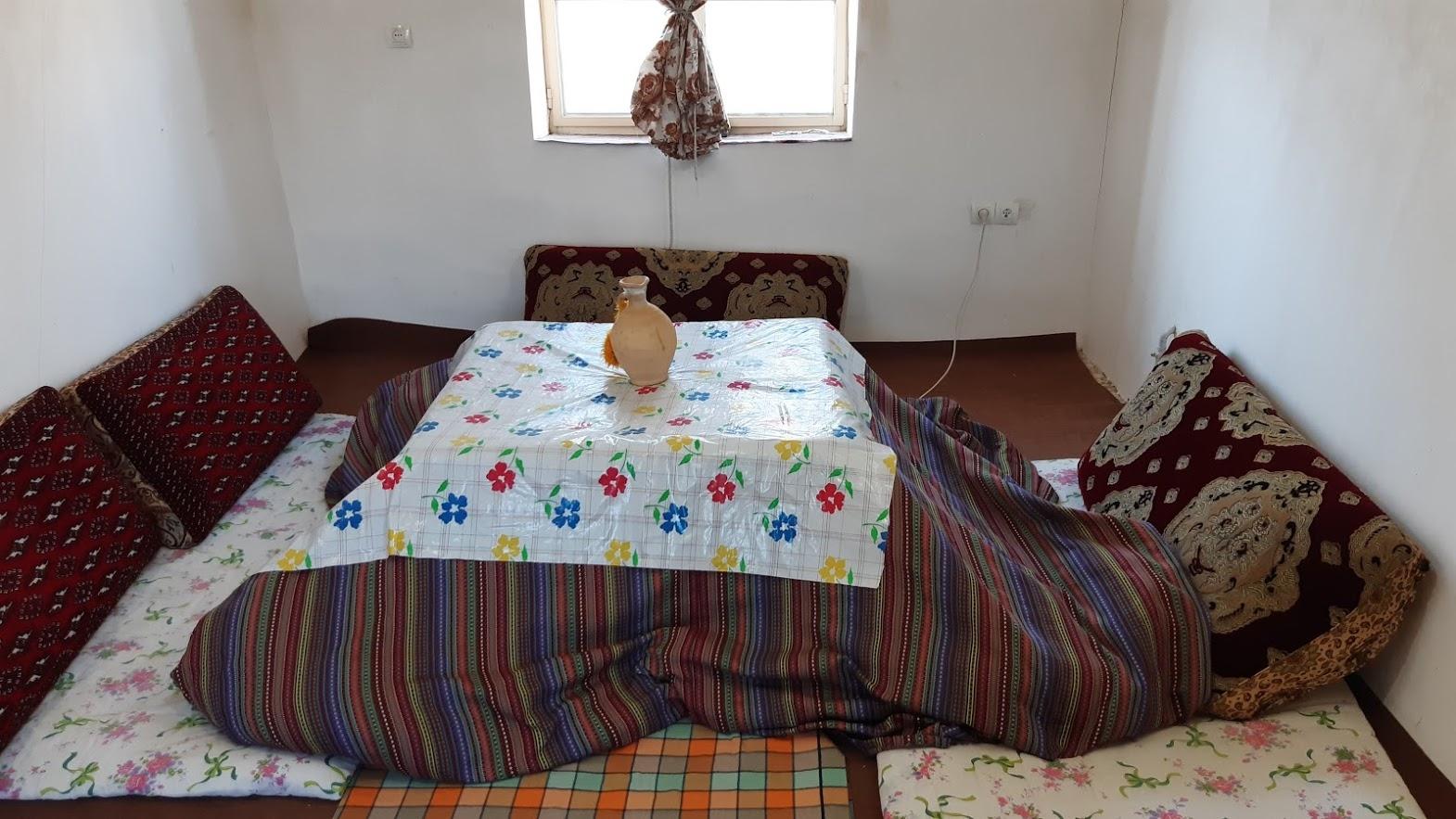 اقامتگاه بوم گردی هزاوه