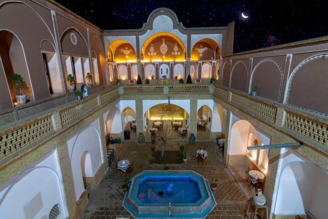 اجاره بوم گردی صادقی در کاشان