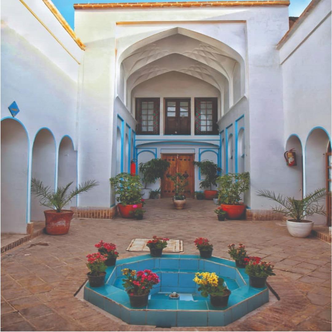 اجاره بوم گردی صادقی در کاشان
