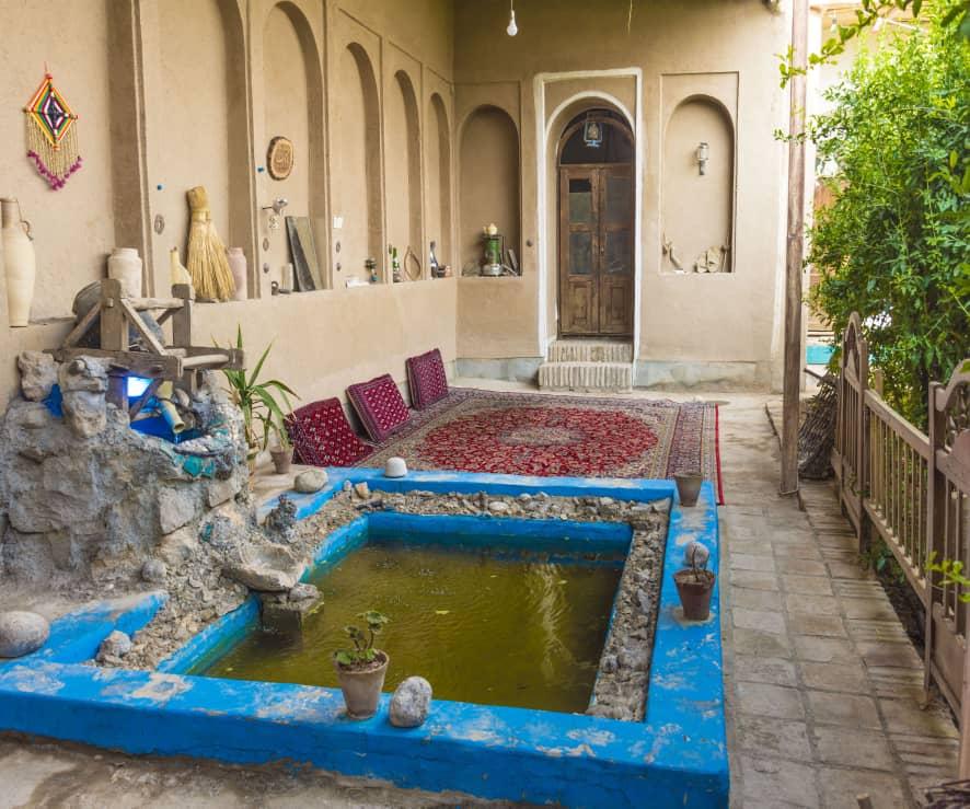 بوم گردی هاکان در شهرضا