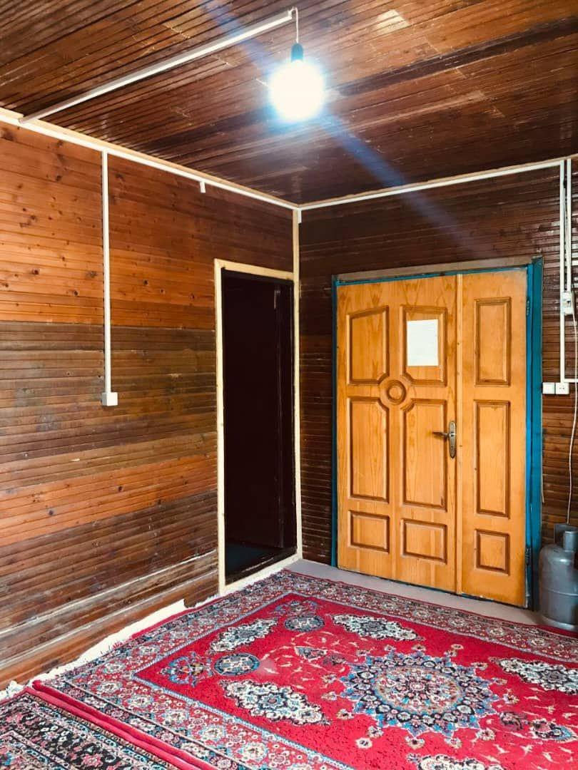 کلبه چوبی جنگلی کتیبه 1