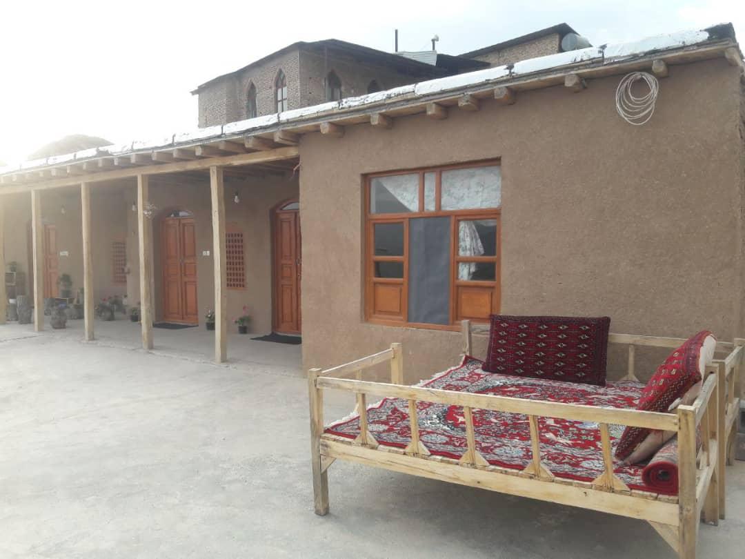 اجاره خانه سنتی آناده در الموت