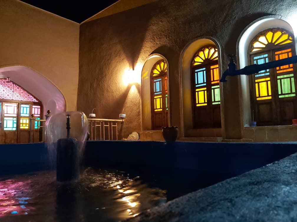 اجاره خانه سنتی در سرخه