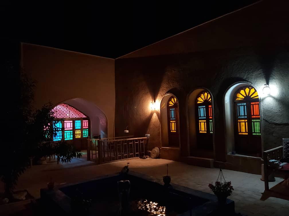 اجاره خانه سنتی در سرخه