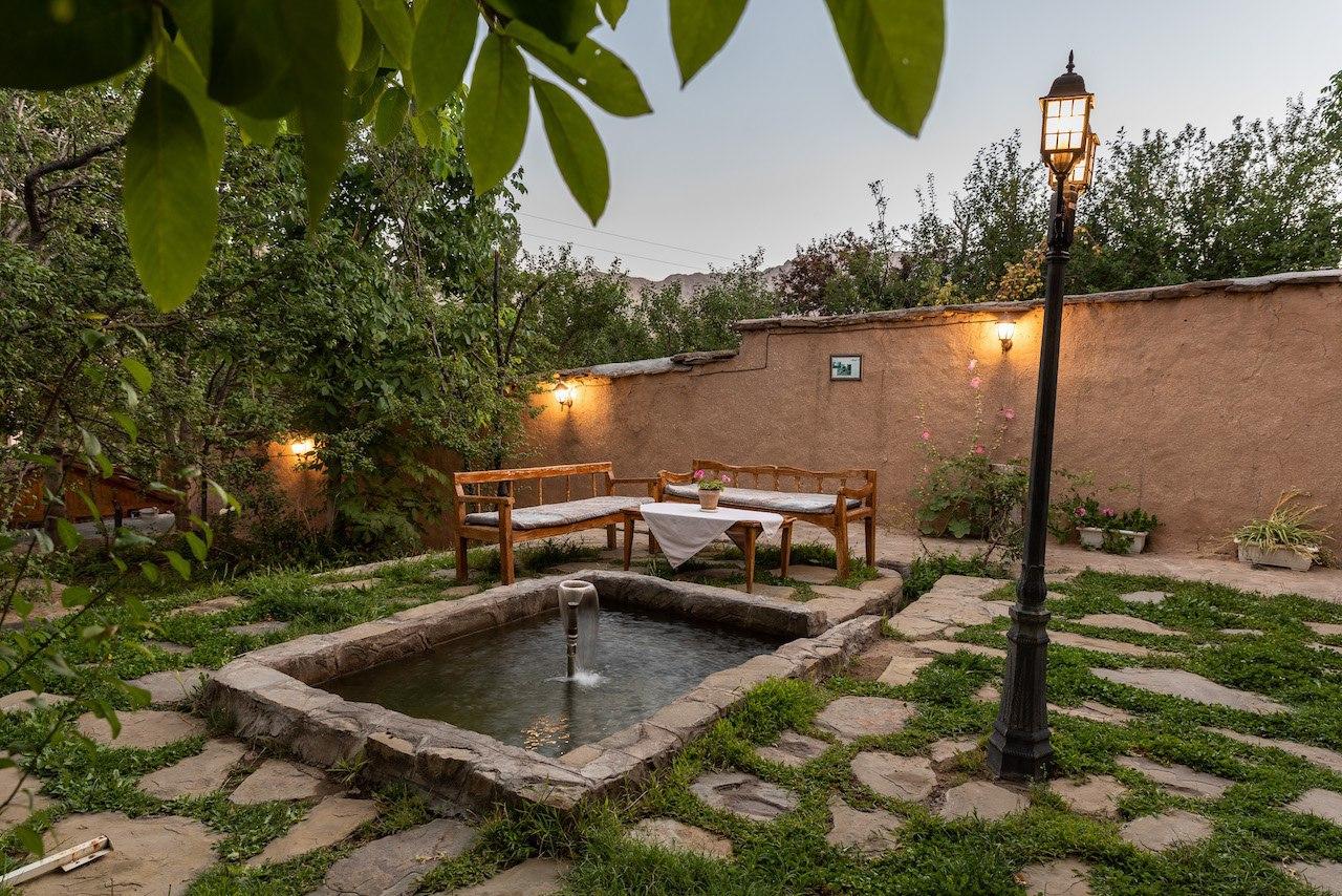 هتل سنتی خانه گل در شهمیرزاد