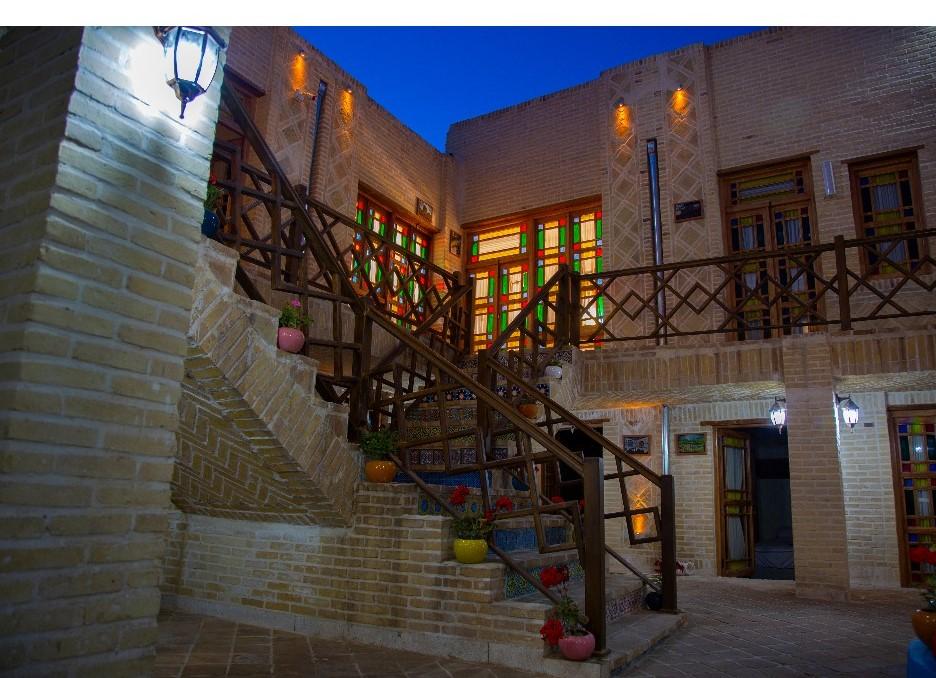 هتل سنتی ددمان در زنجان