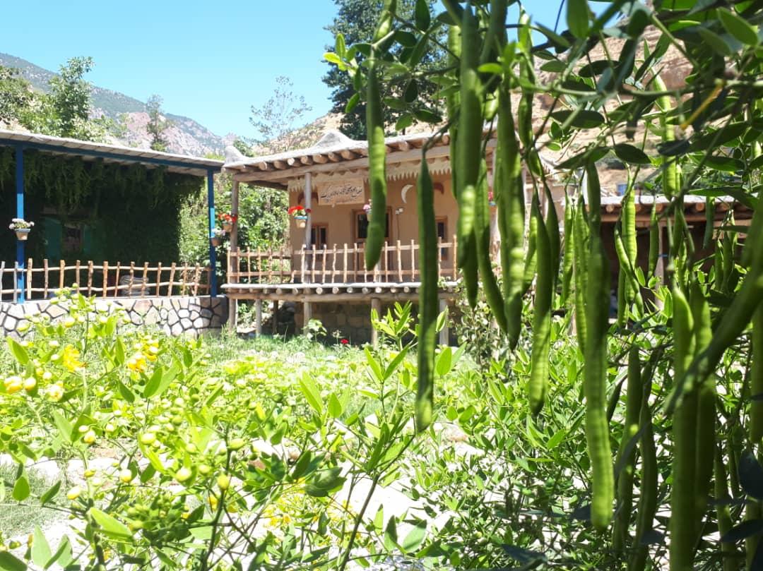 اجاره خانه سنتی در آزادشهر