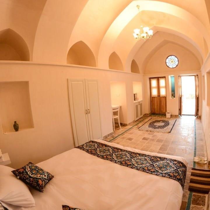 هتل سنتی یاسمین راهب کاشان