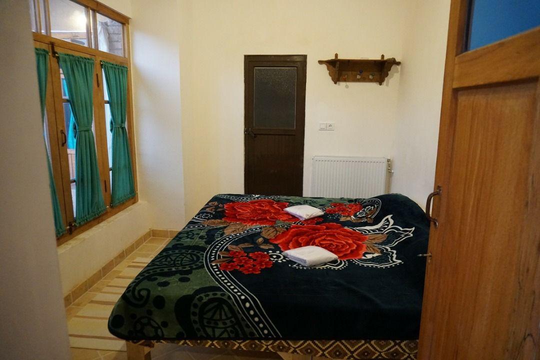 بوم گردی سرای آقا محمد کاشان