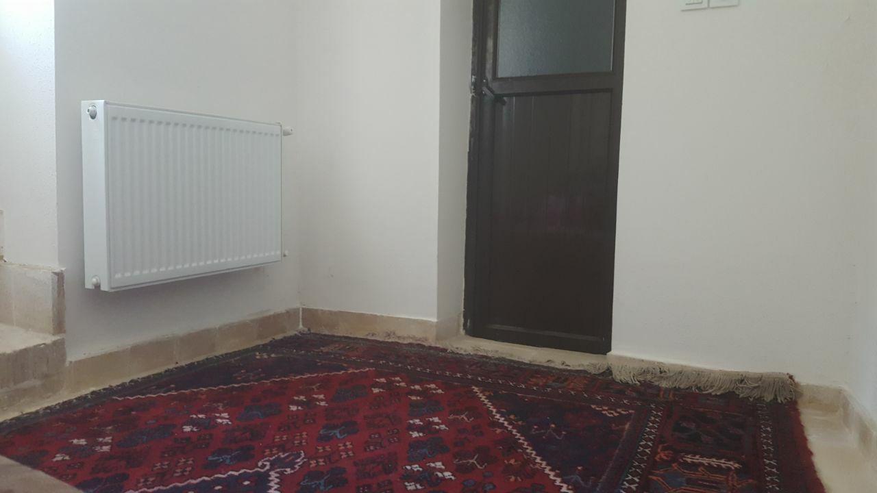 بوم گردی سرای آقا محمد کاشان
