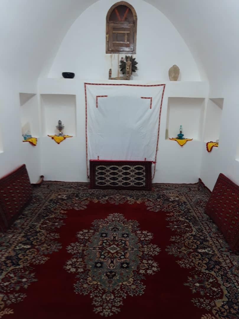 اجاره خانه سنتی در سرخه
