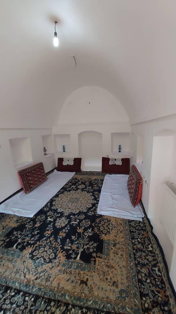 اجاره خانه سنتی در سرخه