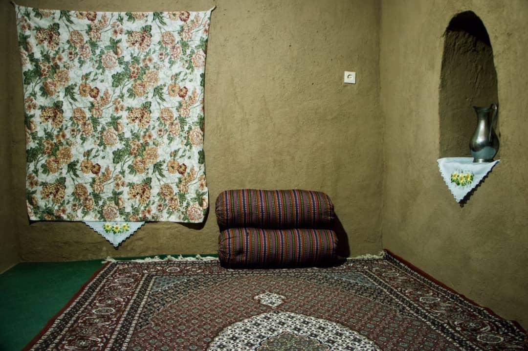 اجاره خانه سنتی آناده در الموت
