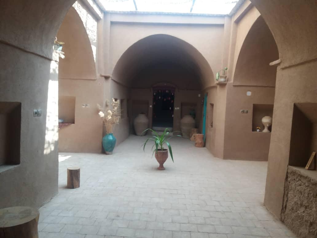 اجاره اقامتگاه بوم گردی در میبد