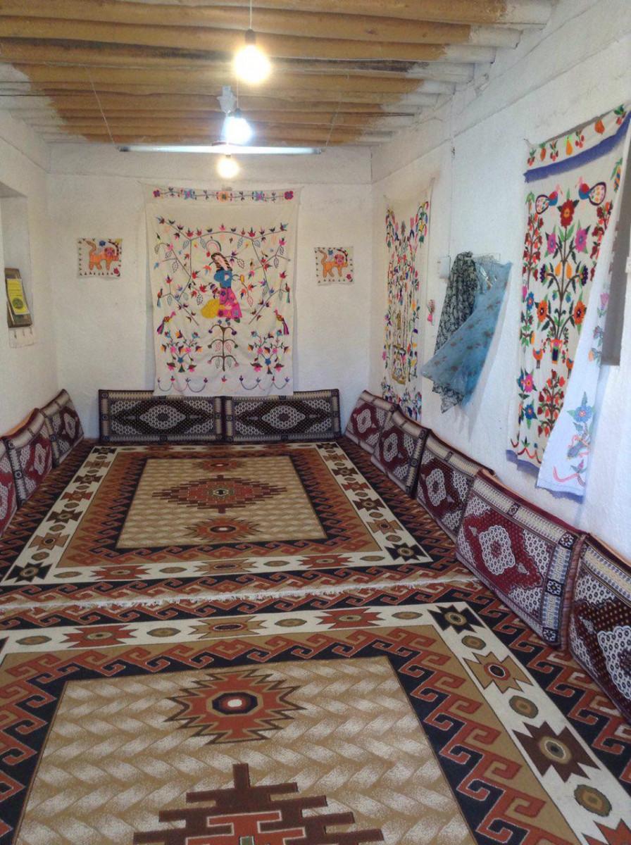 اقامتگاه بوم گردی باغدشت ریوش