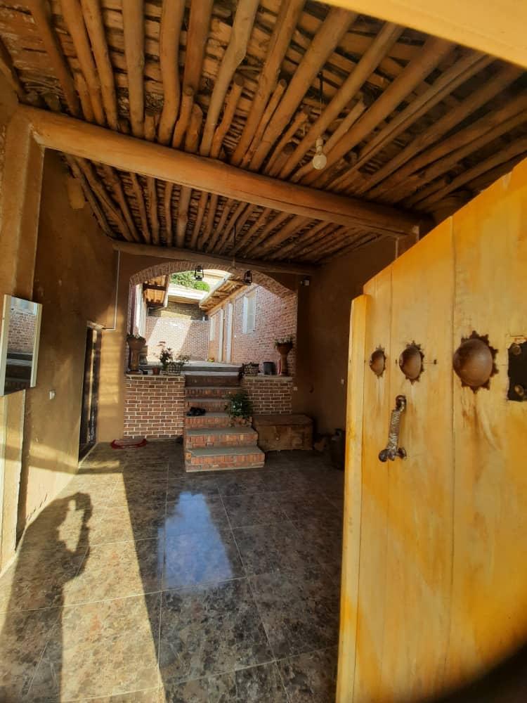 بوم گردی آتر در تکاب