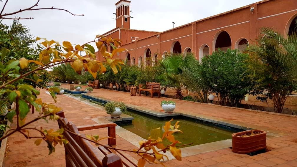 هتل بالی در خور و بیابانک 