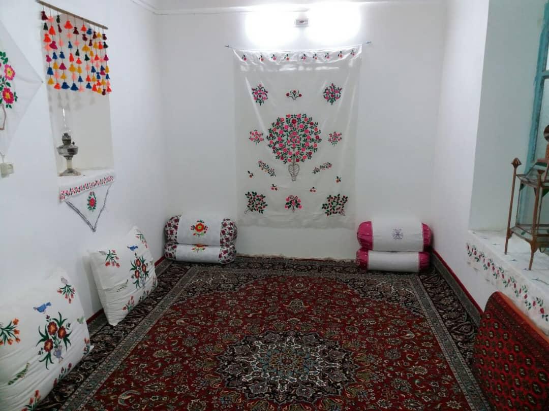 اجاره خانه سنتی در بردسکن