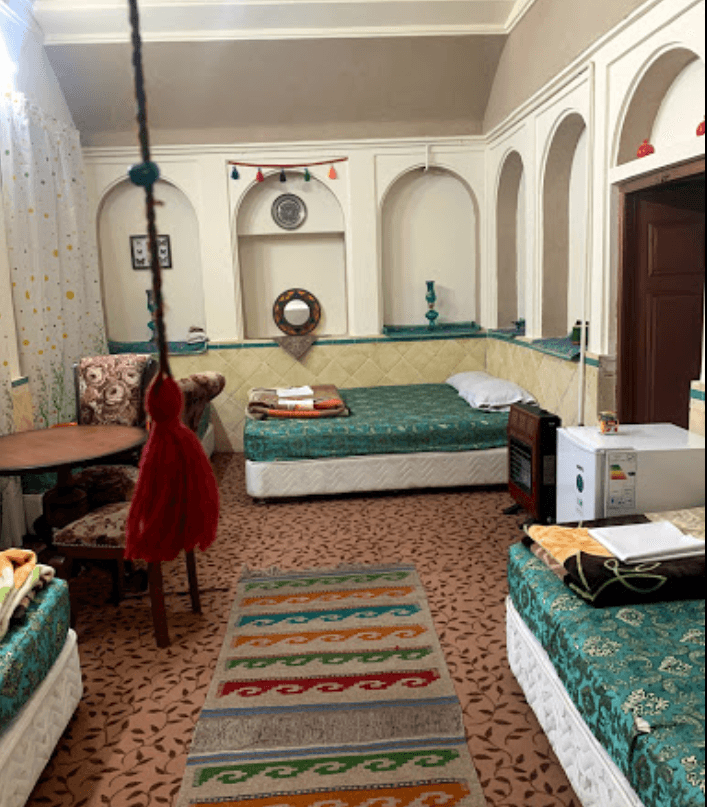 رزرو خانه سنتی طارونه در یزد