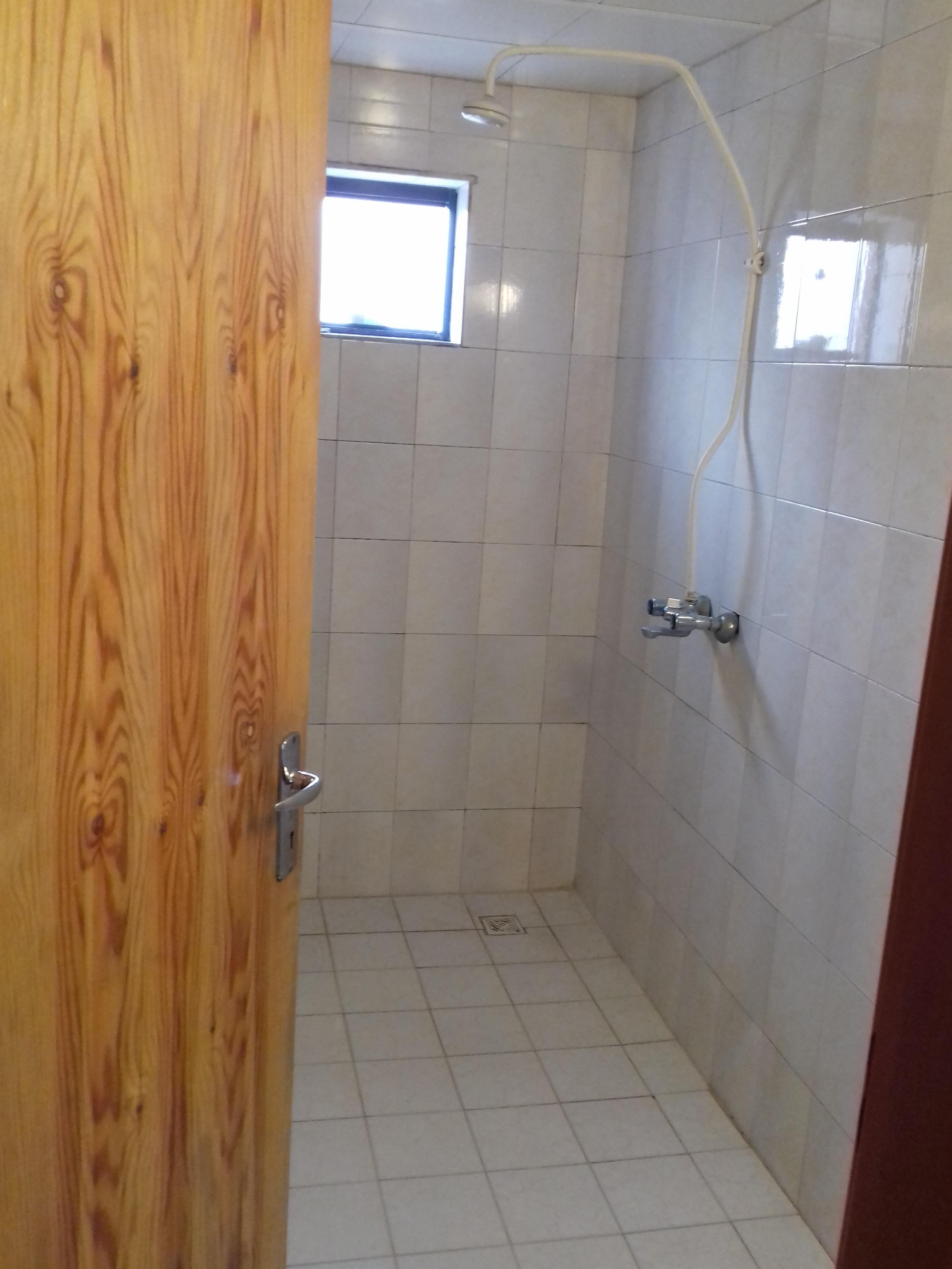 سوئیت اجاره ای  در لاهیجان