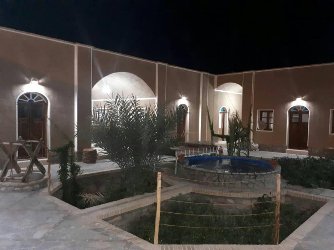 بوم گردی سوشیانت خور و بیابانک