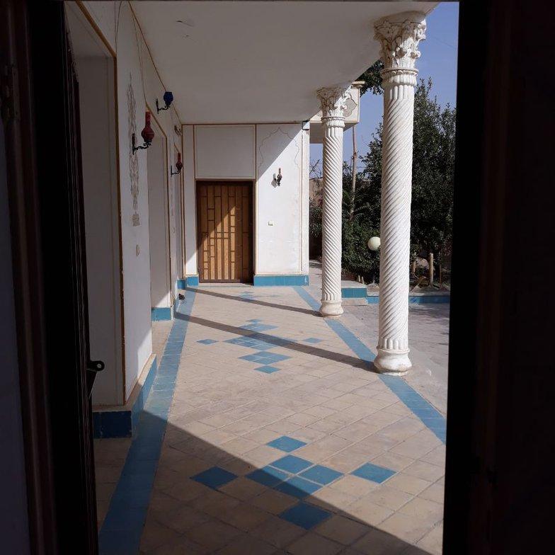 اجاره روزانه باغَ در اصفهان