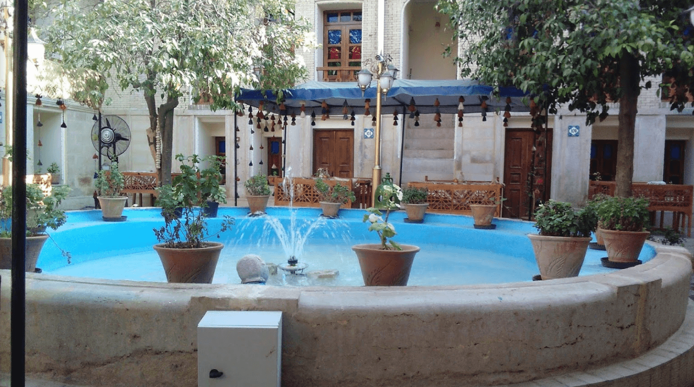 هتل سنتی پنج دری شیراز