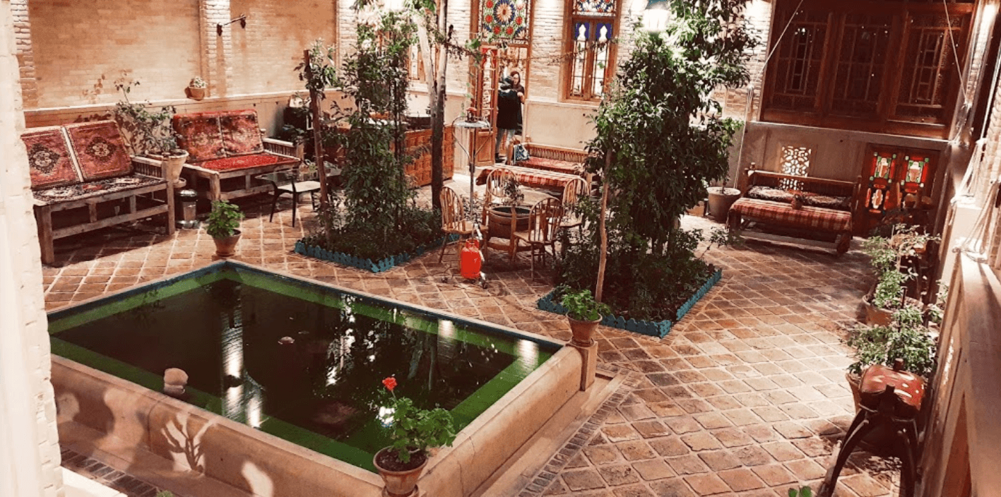 اقامتگاه سنتی خانه شیرازی شیراز