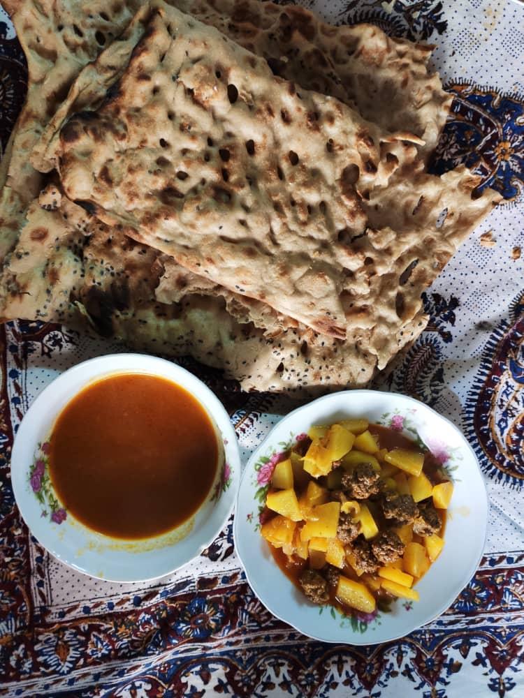اقامتگاه بومگردی خانه تاج 