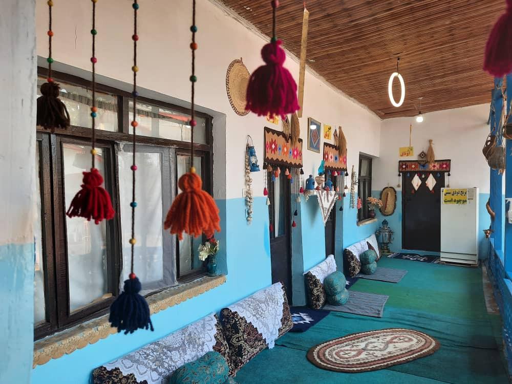 بوم گردی فل خانه رشت
