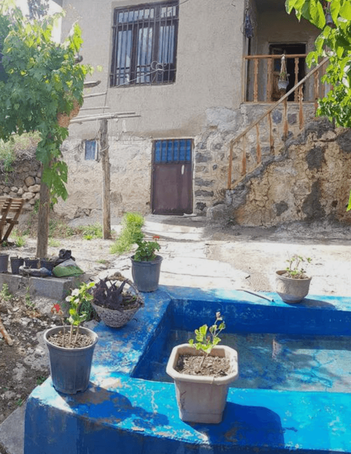 بوم گردی ماتینا در لاریجان