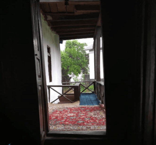 اقامتگاه کلبه آبشار در بابل