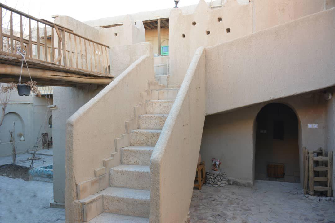 بوم گردی کروشک ایزدخواست آباده