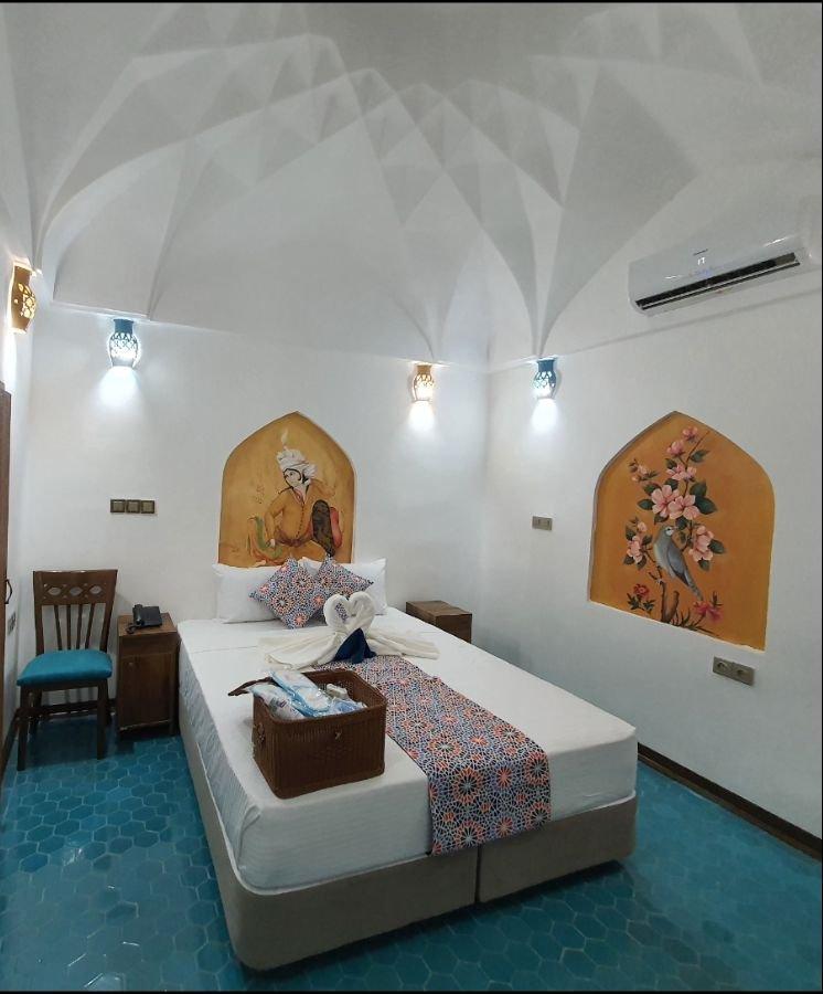 بوتیک هتل عمارت مالمیر در یزد