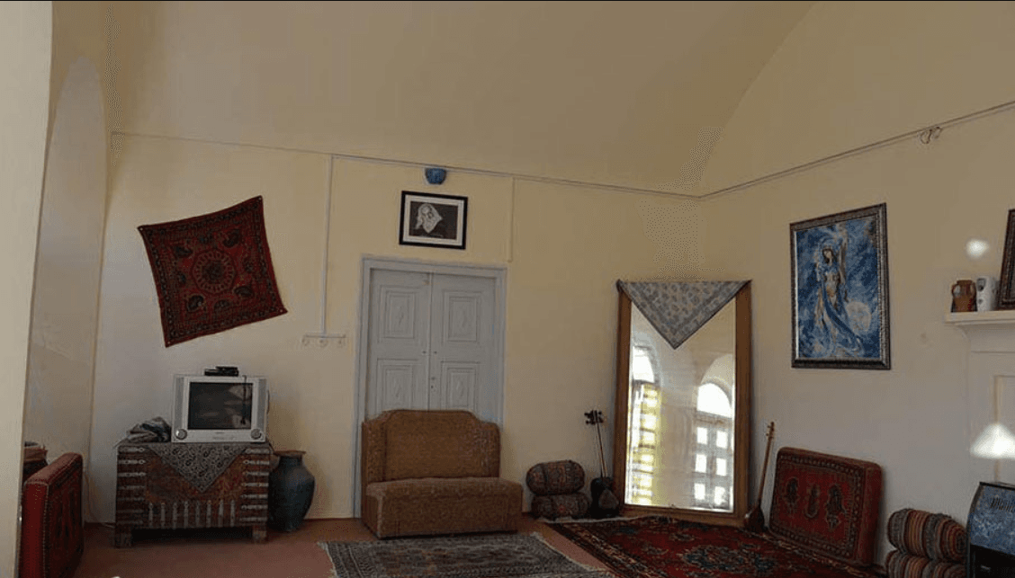 بوم گردی بهار عمر یزد