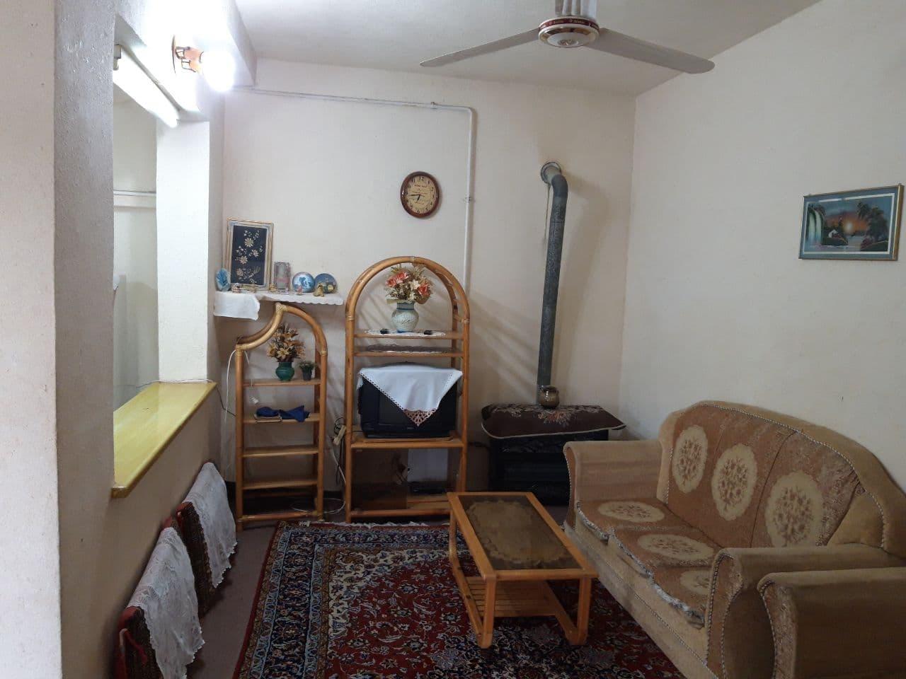 منزل مبله یکخوابه با پارکینگ در لاهیجان