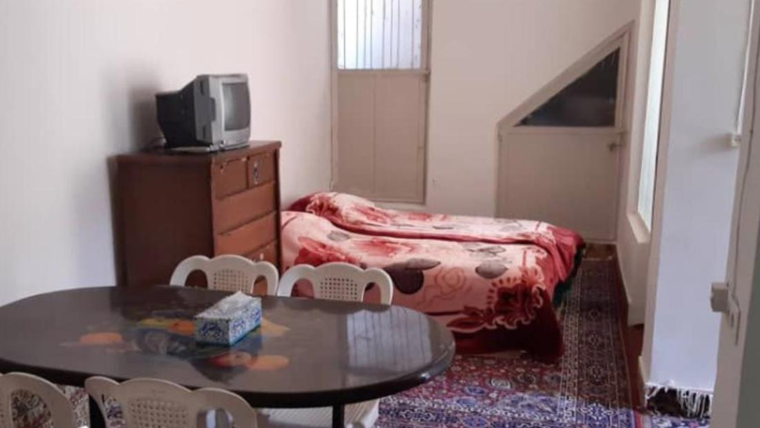 بوم گردی خانه چوبی یزد